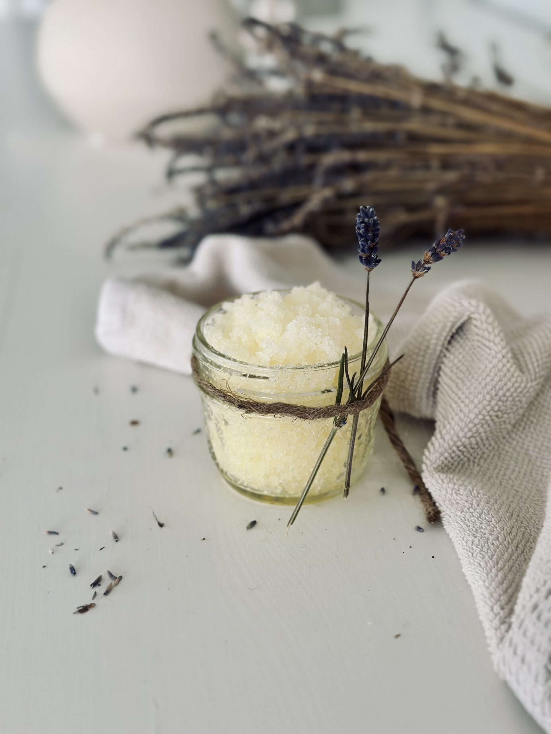 Fertiges DIY Handpeeling