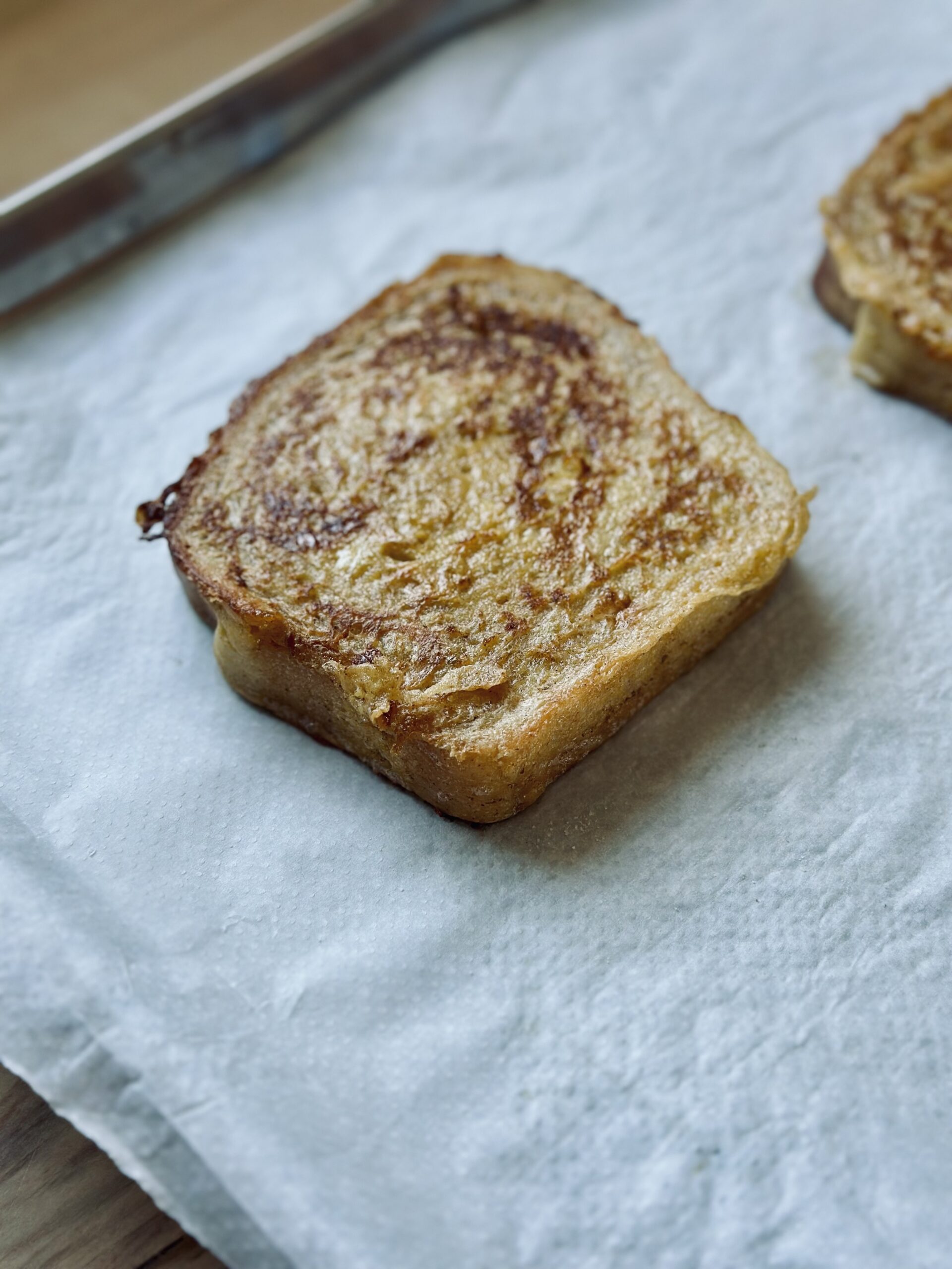 French Toast auf einem Backblech warm halten