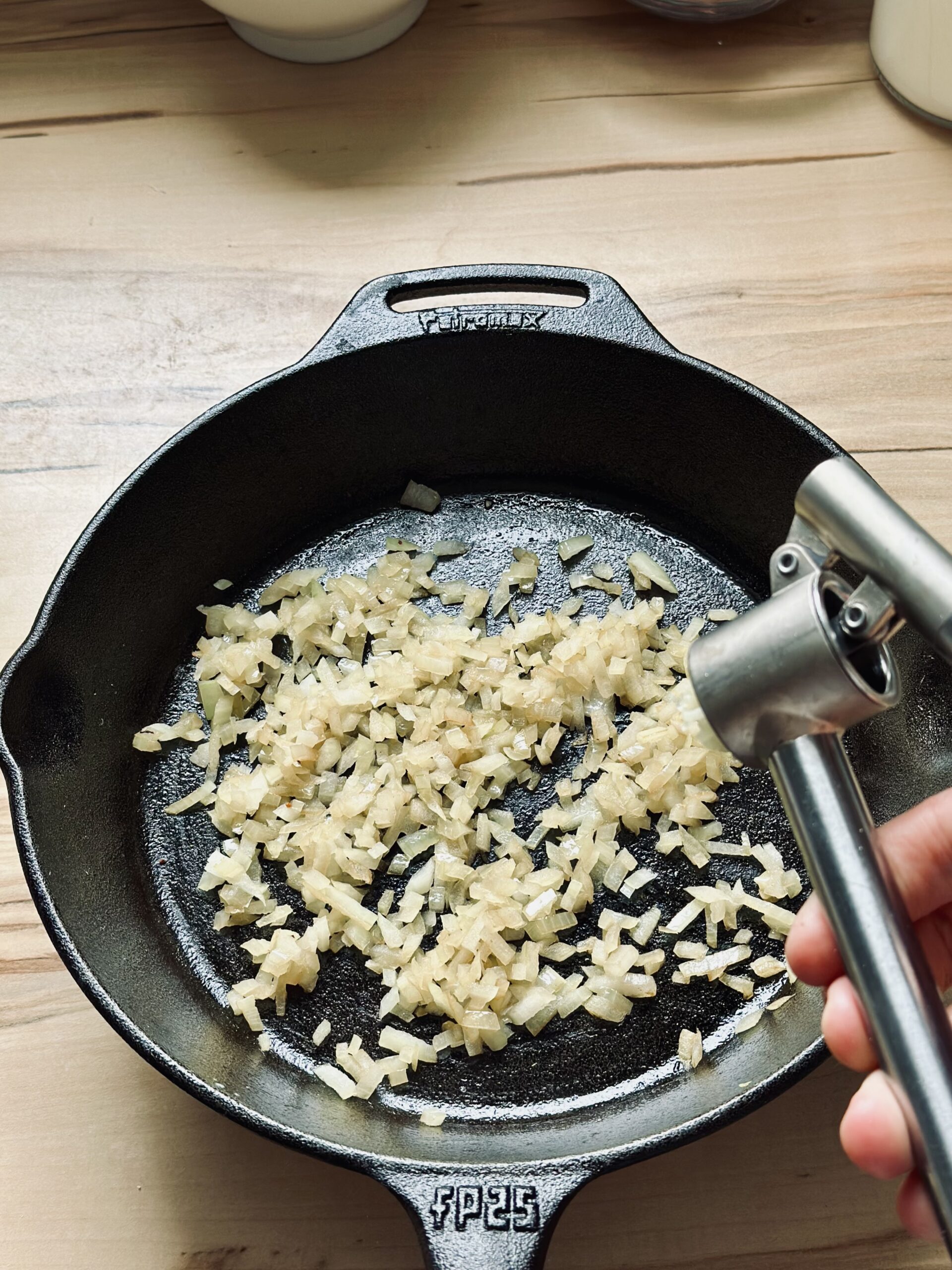 Knoblauch hinzufügen
