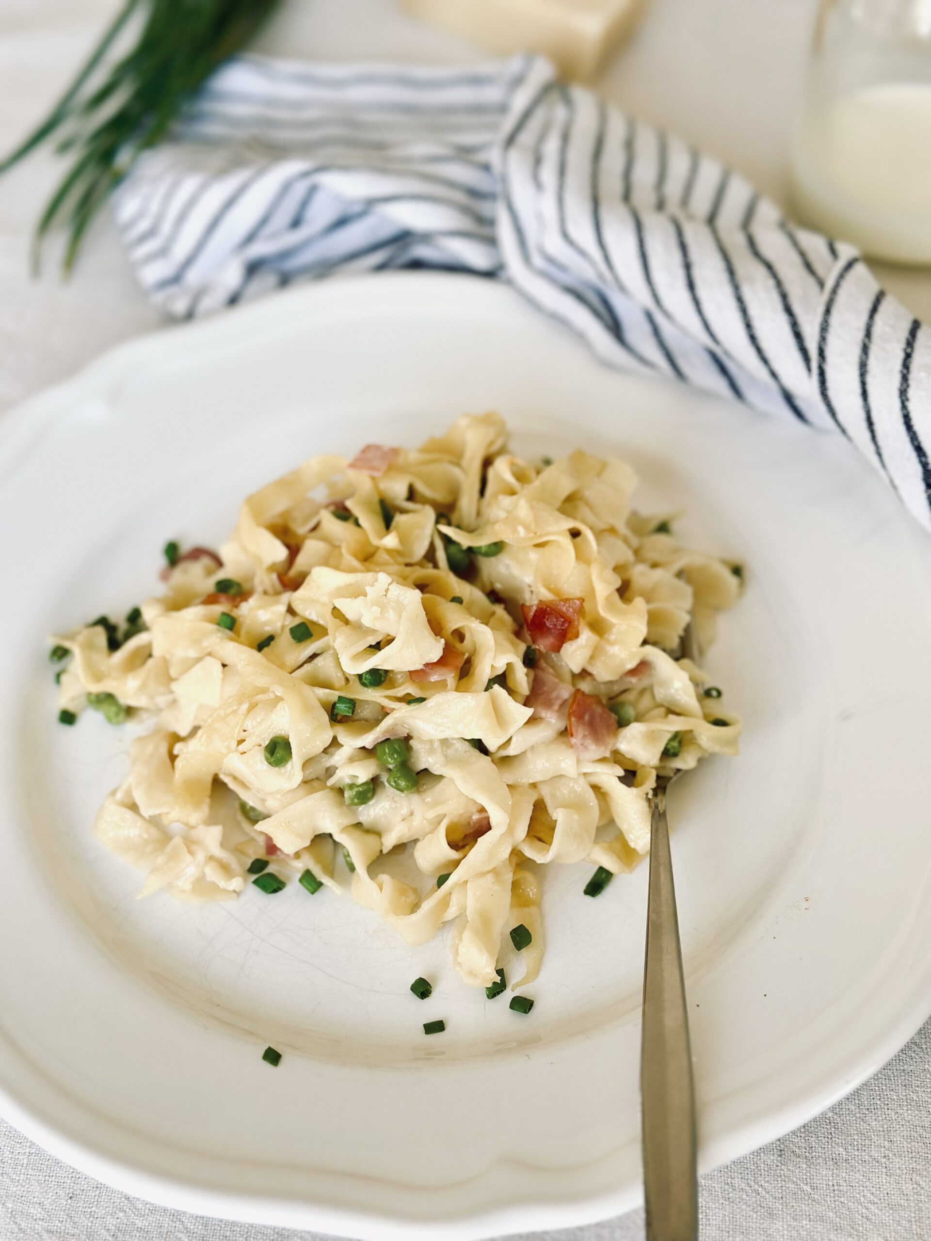 Sauerteig Nudelauflauf mit Erbsen