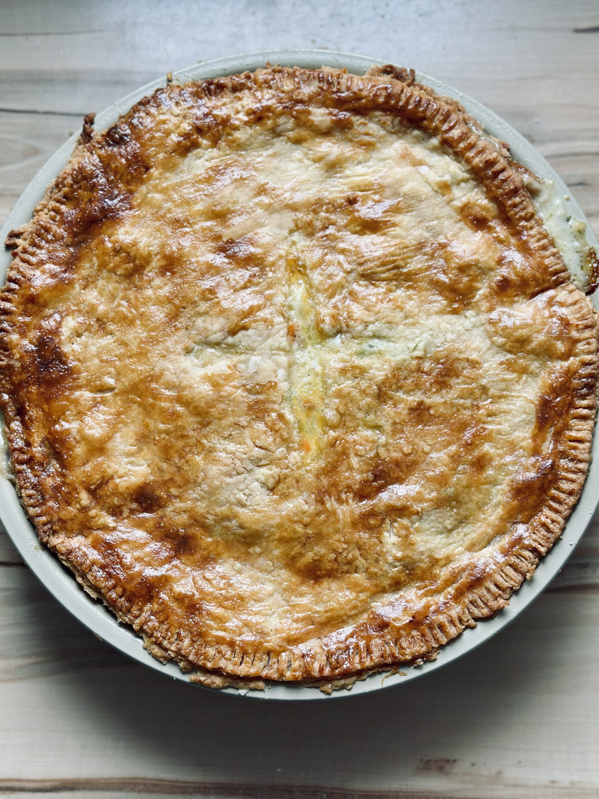 Fertig gebackener Chicken Pot Pie