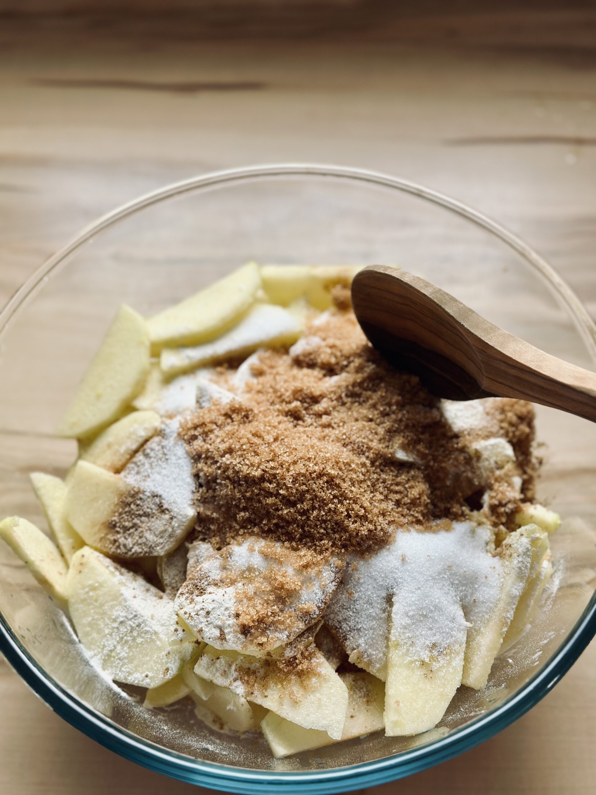 Apfelmasse für Apfelkuchen gut vermischen
