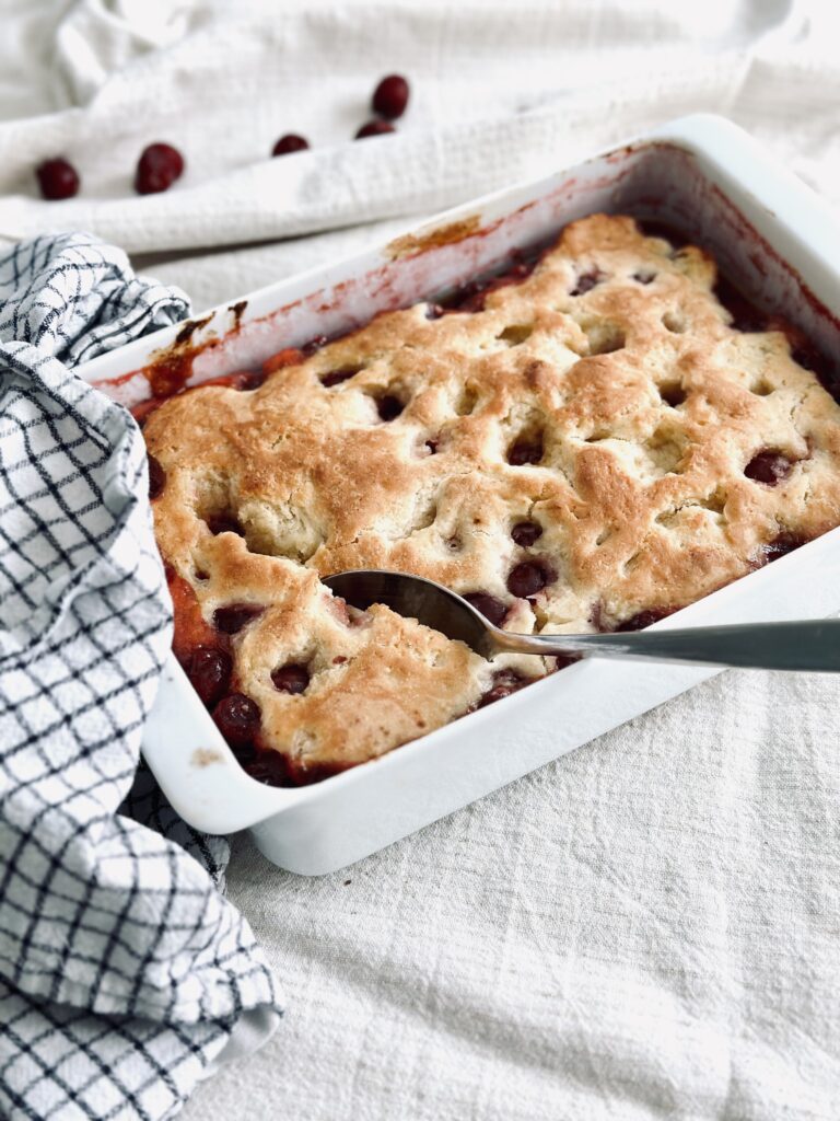 Sauerteig Kirsch Cobbler