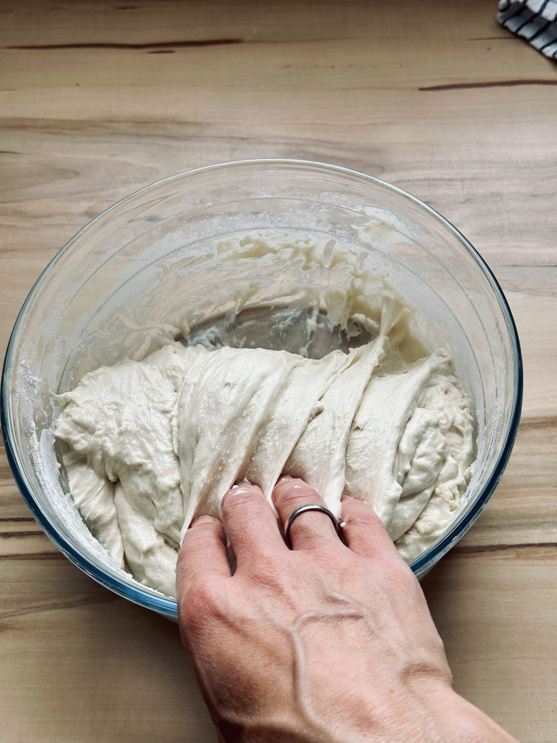 Ciabatta dehnen und falten