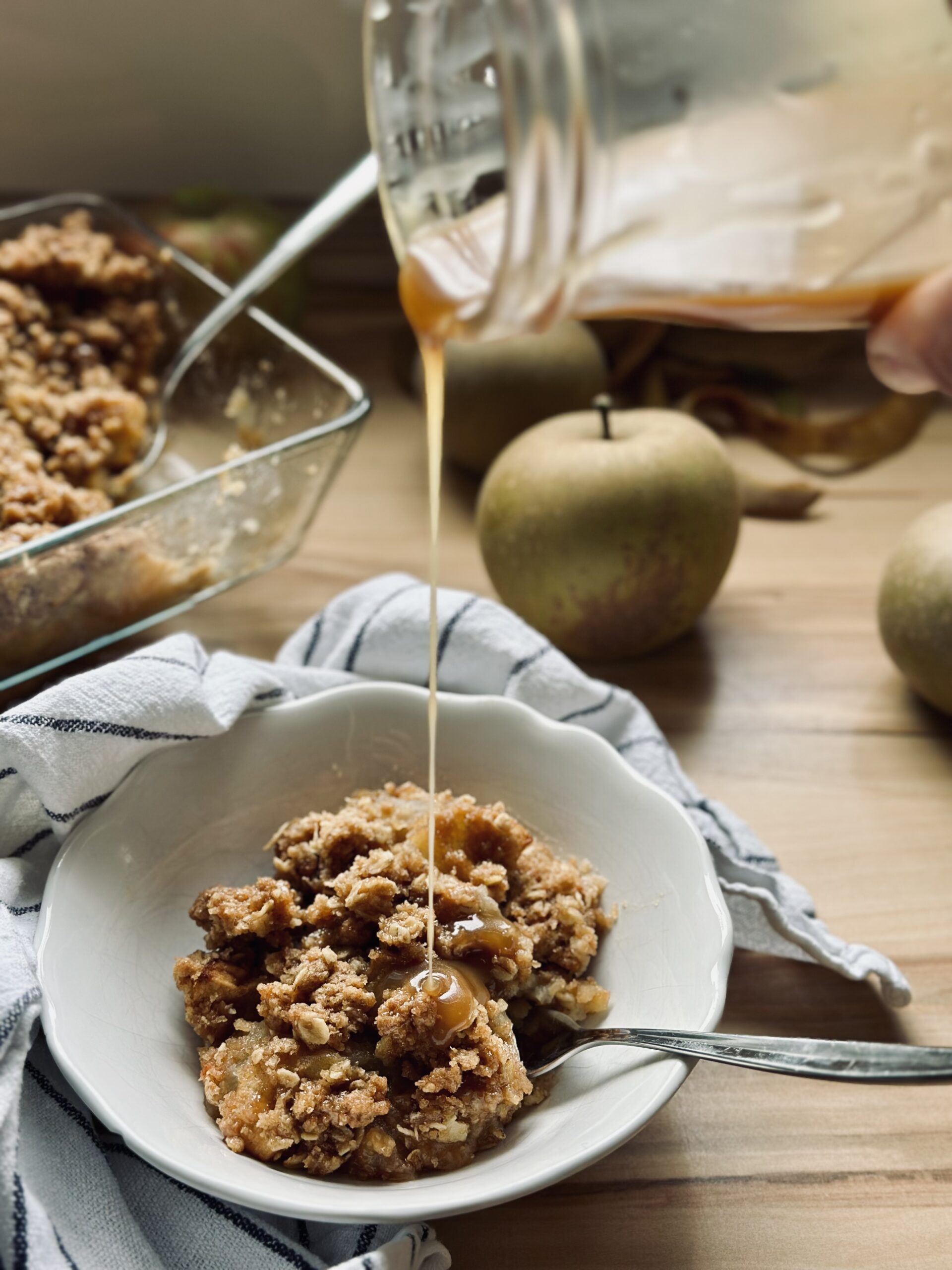 Apple Crisp mit Karamelsoße