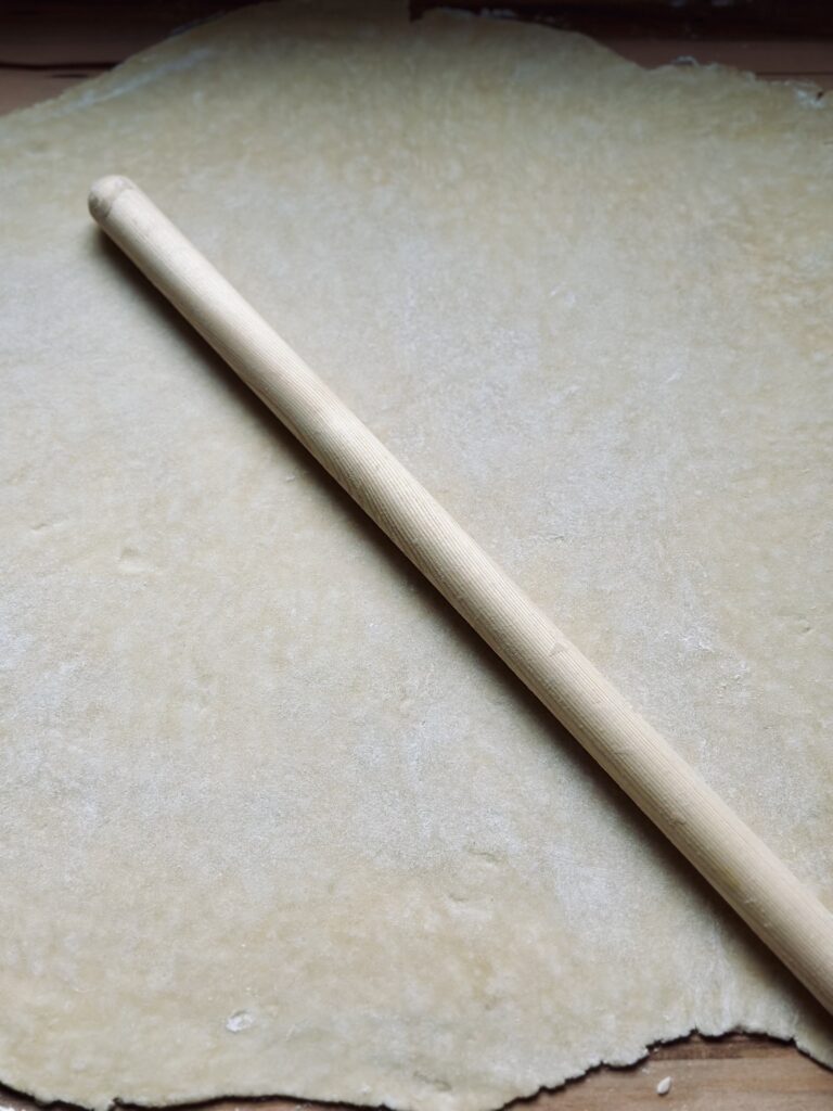 Teig ca. 2-3 mm ausrollen