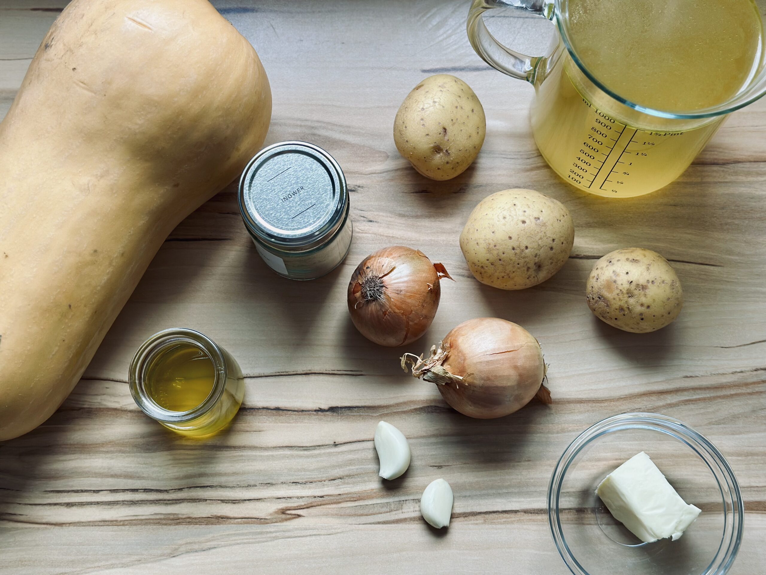 Zutaten für die Kürbissuppe