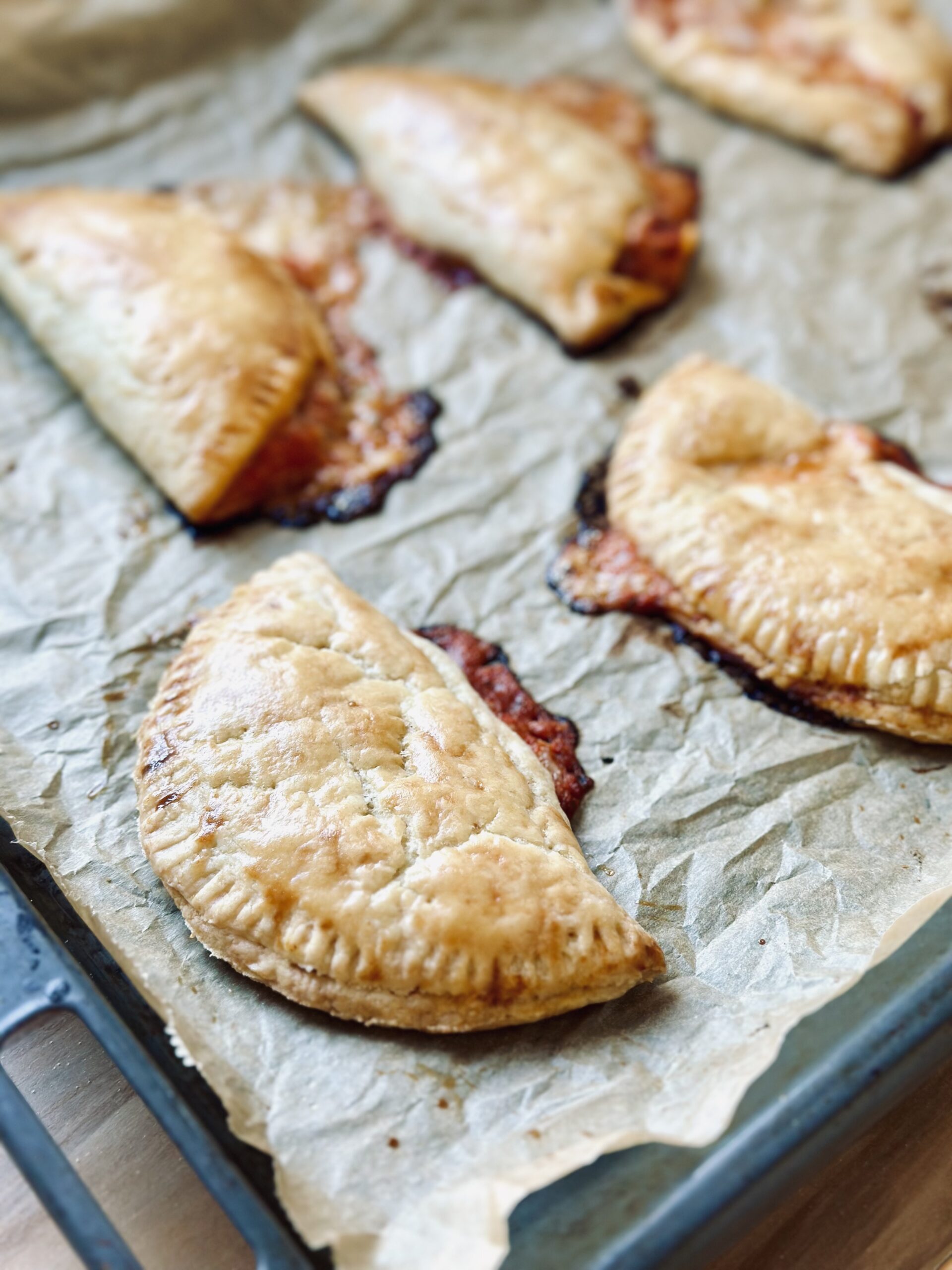 Gebackene Pizzataschen