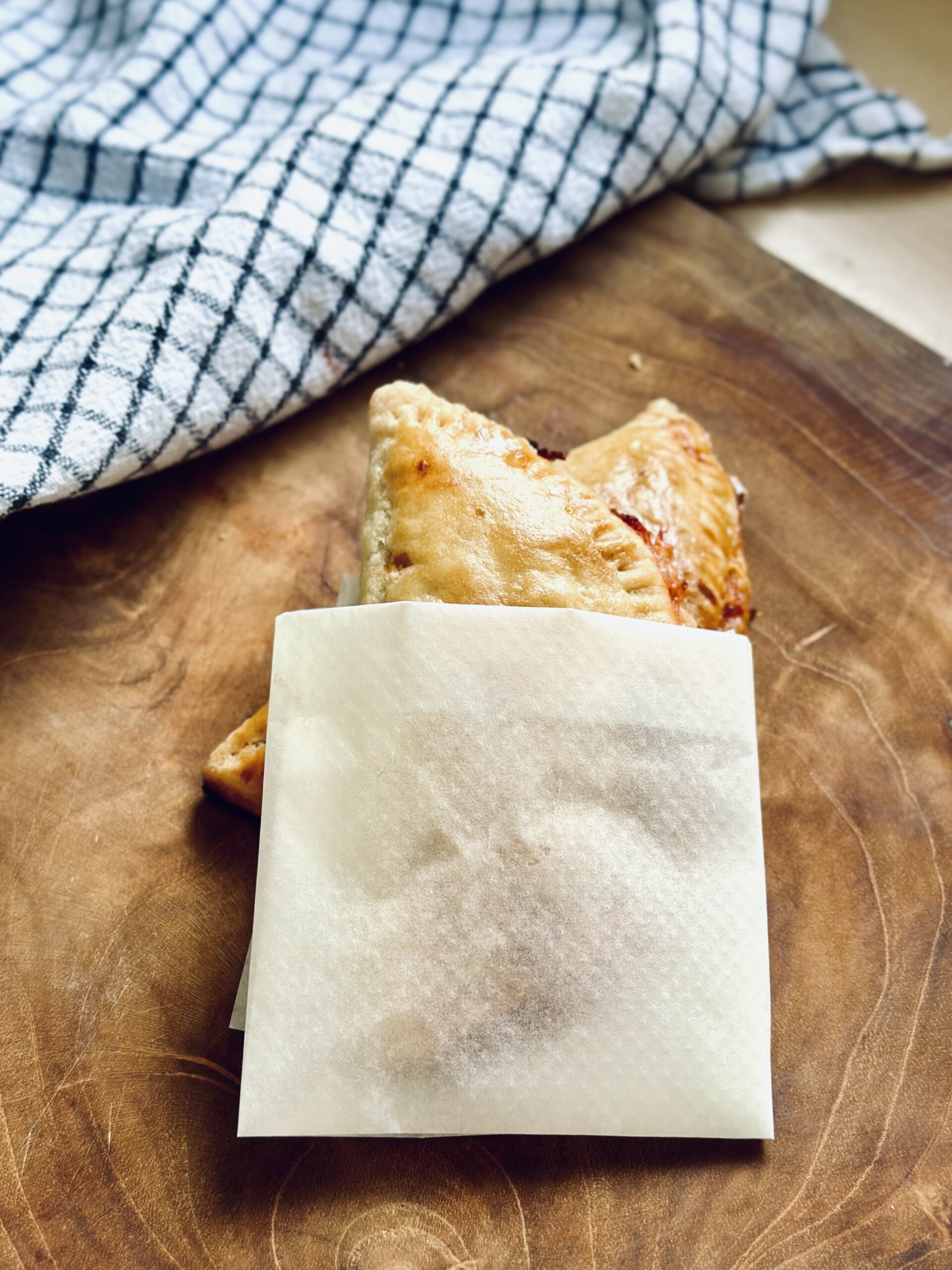 Perfektes Vesper - Sauerteig Pizzataschen