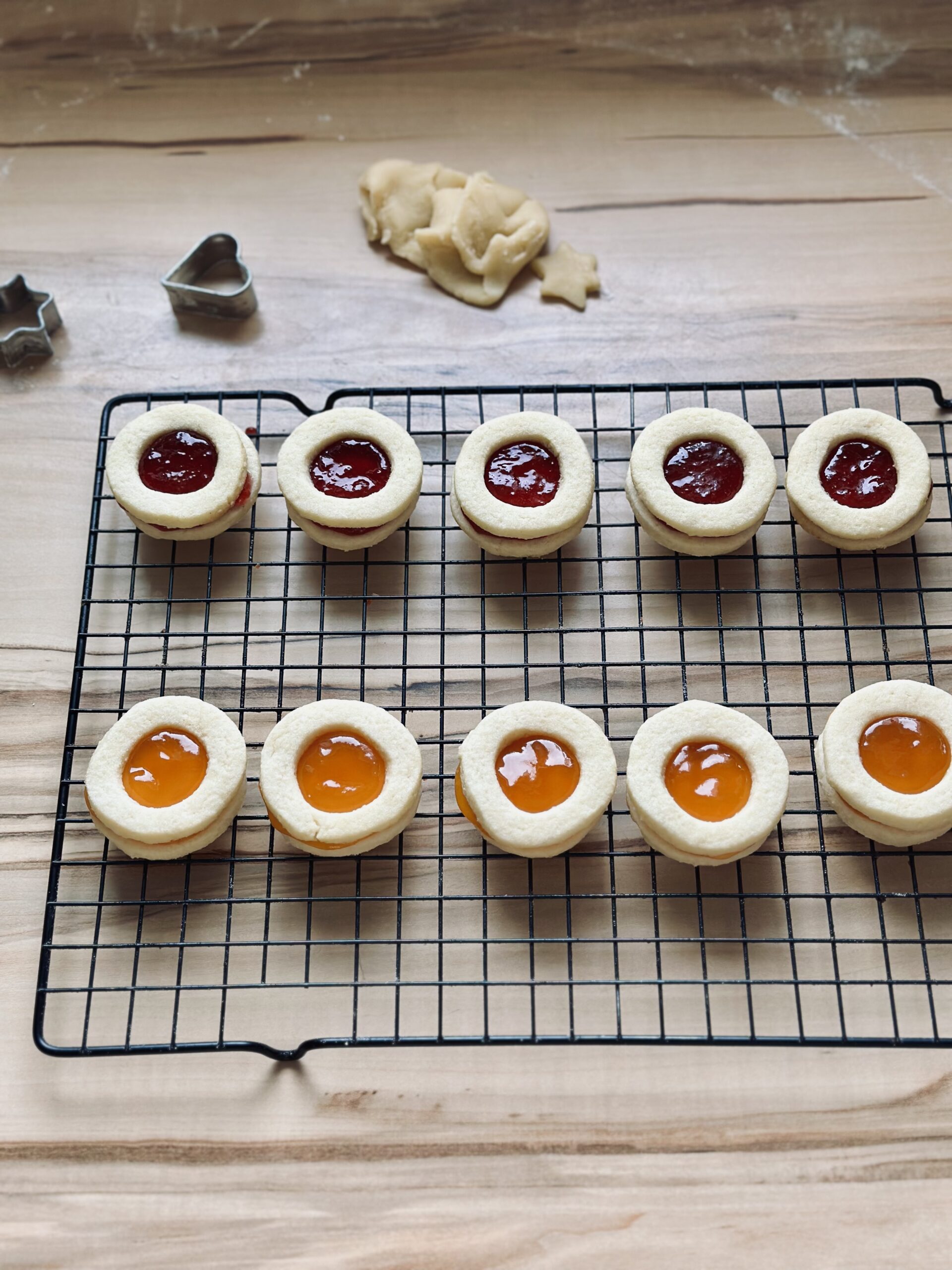 Fertige Sauerteig-Linzer-Plätzchen
