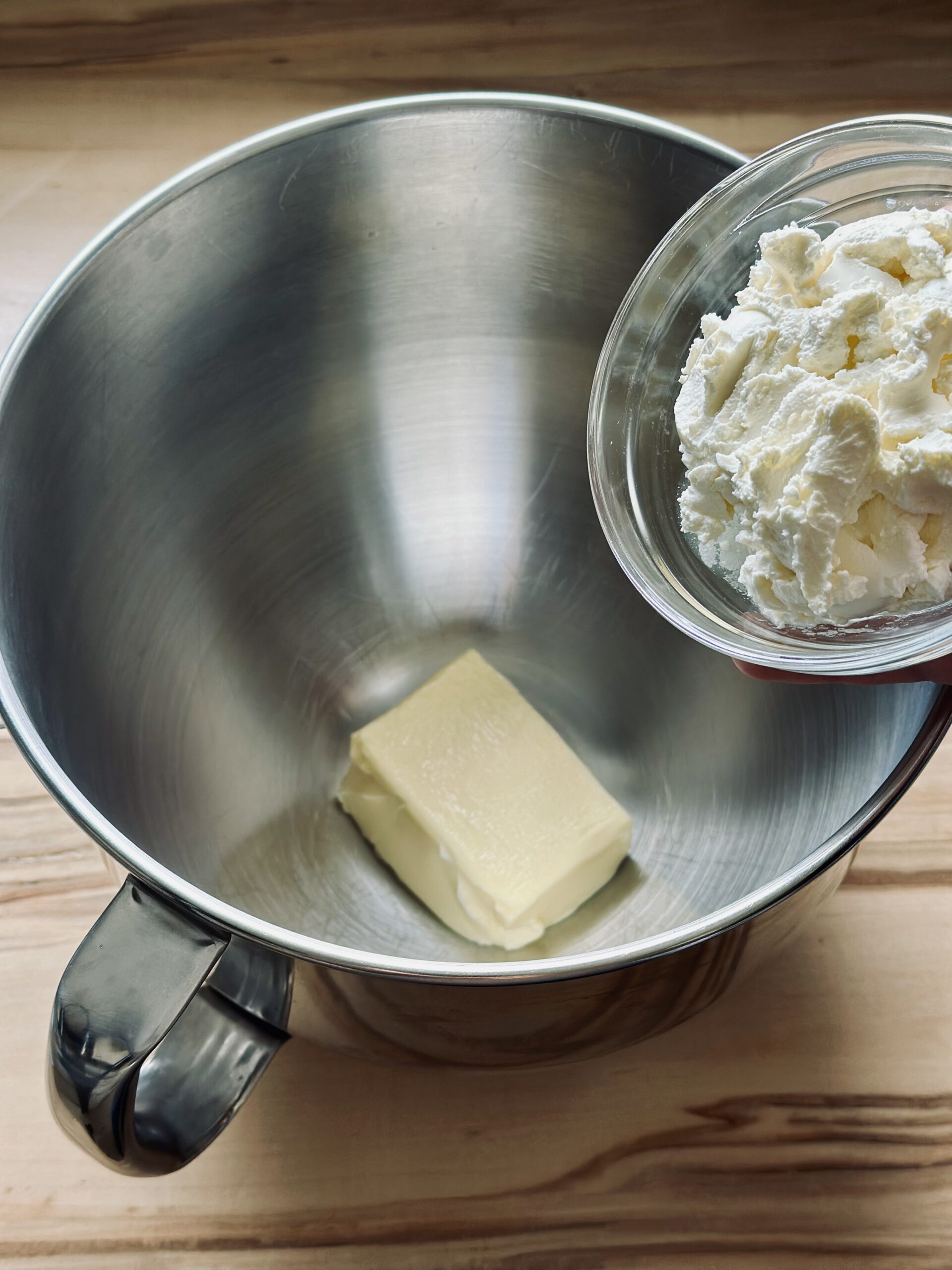 Frischkäse hinzugeben und gut verrühren