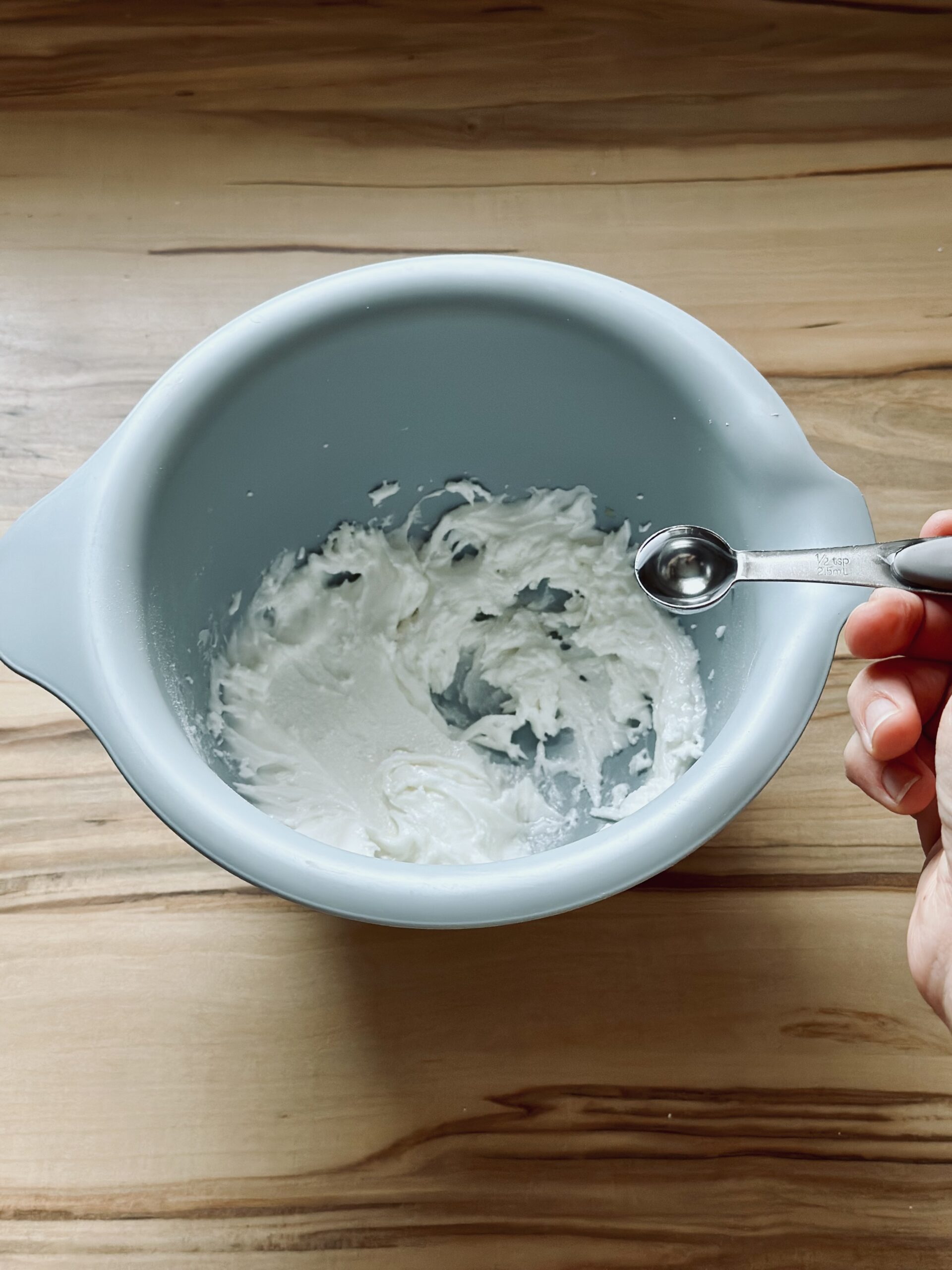 Für die richtige Konsistenz evtl. noch Wasser hinzufügen.