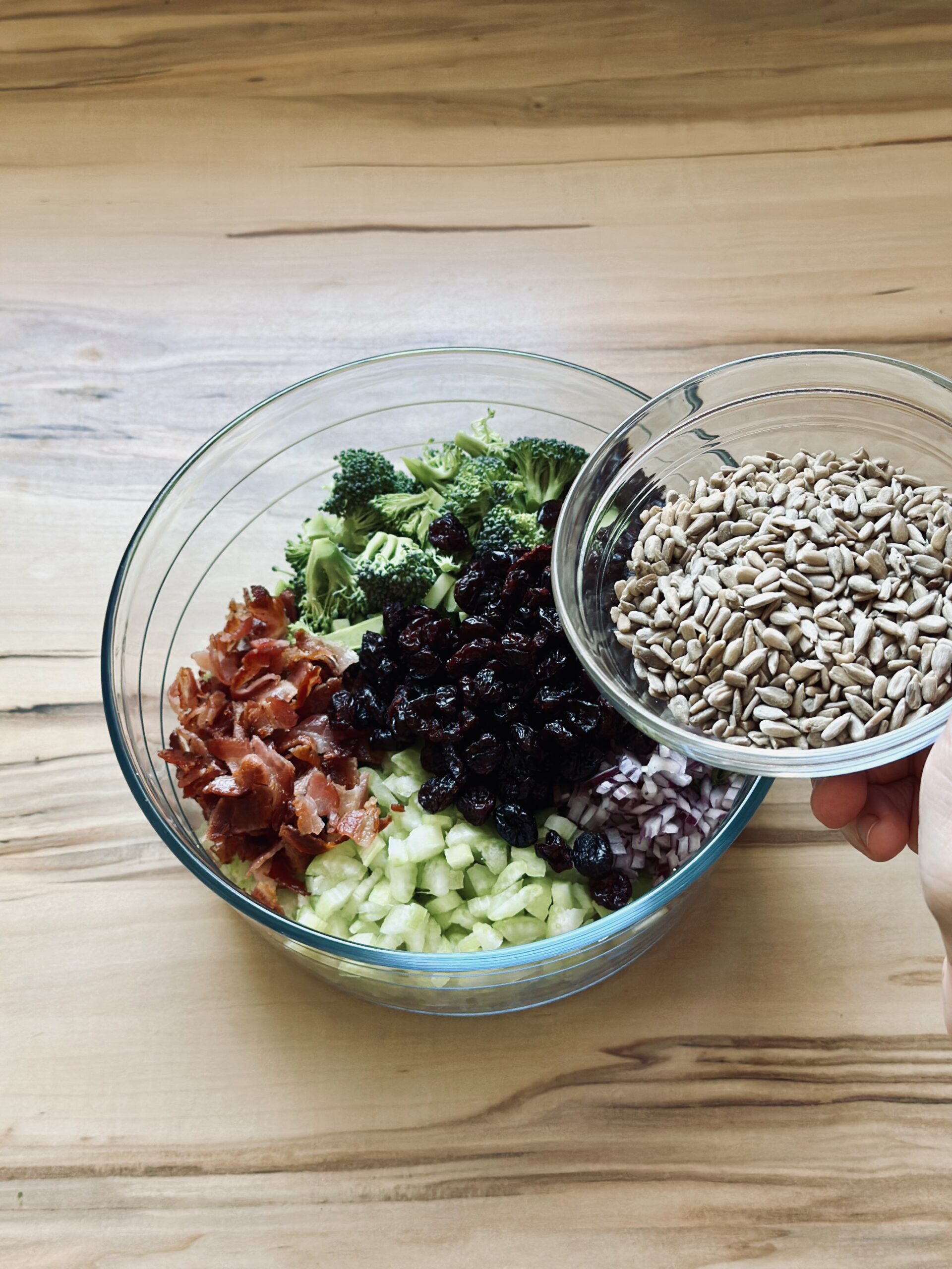 Sonnenblumenkerne hinzufügen