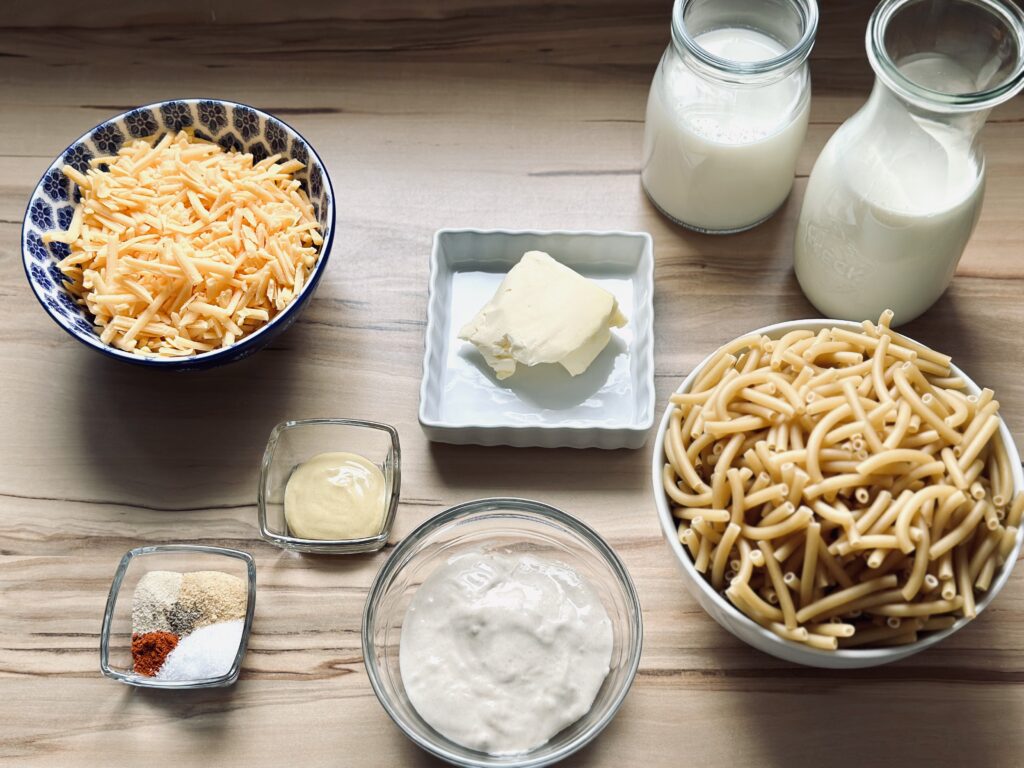 Zutaten für Macaroni mit Käsesoße