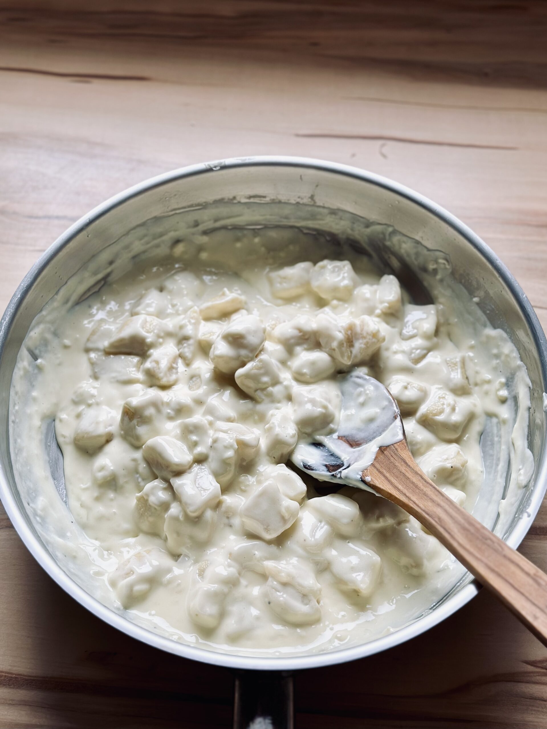 Fertige cremige Gnocchi Soße
