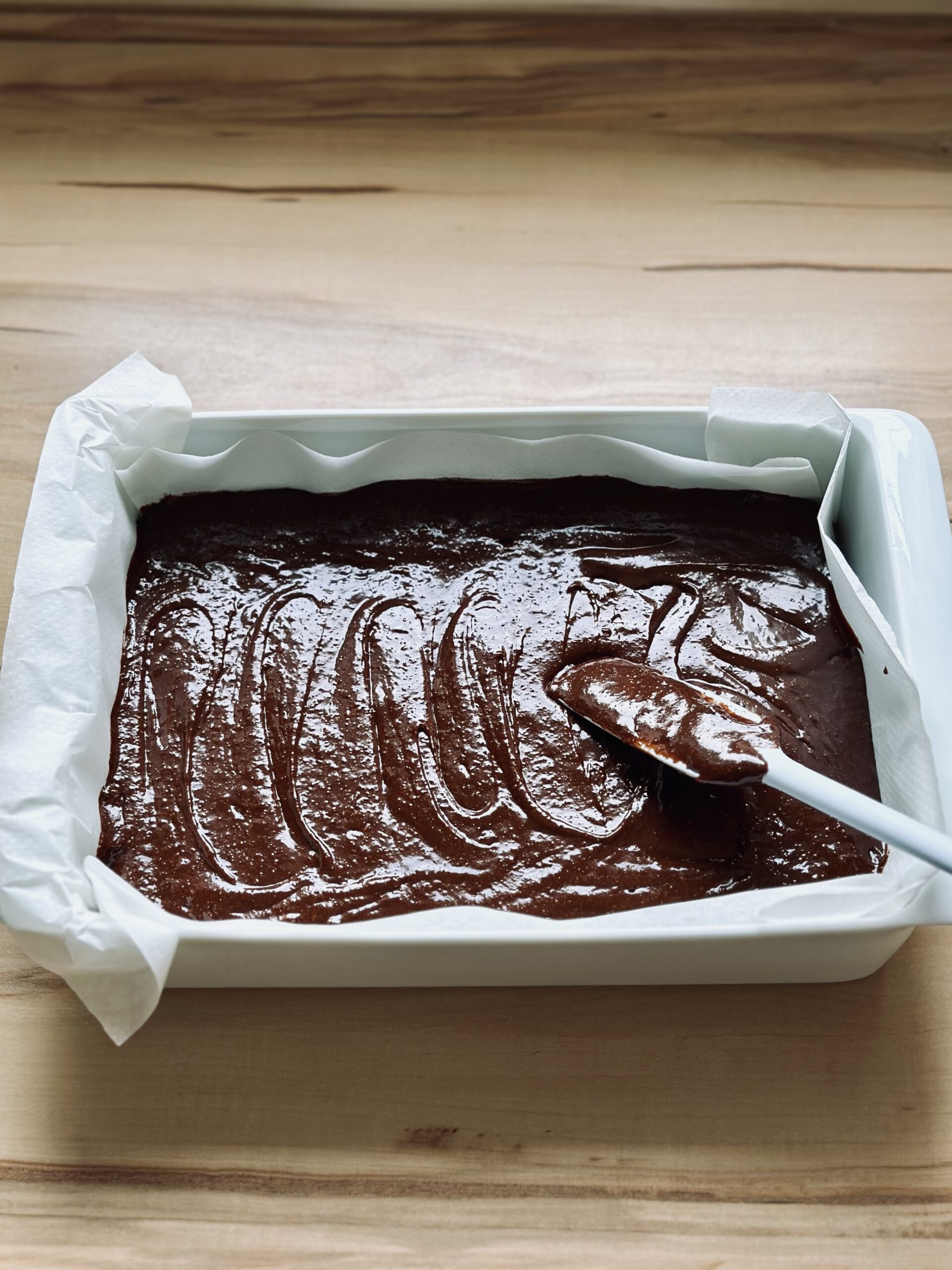 Teigmasse gut verstreichen und backen